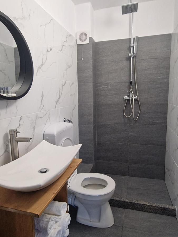 Pensiunea Rubin Hotel Eforie Nord Ngoại thất bức ảnh